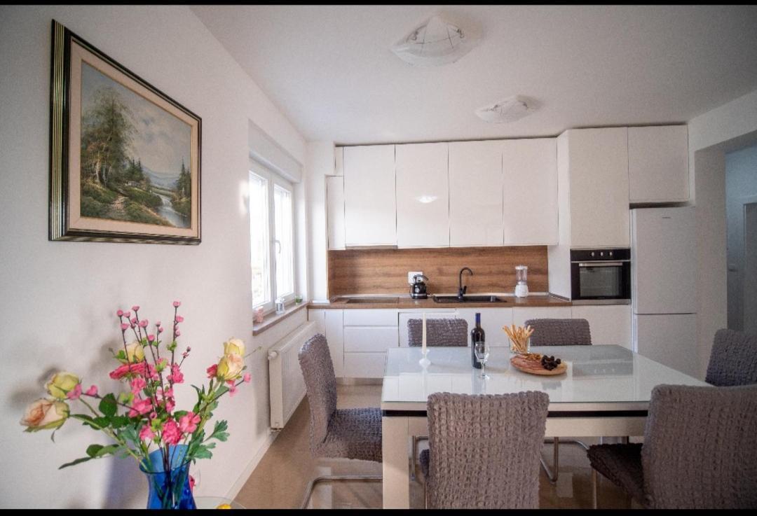 Apartman San 포수셰 외부 사진